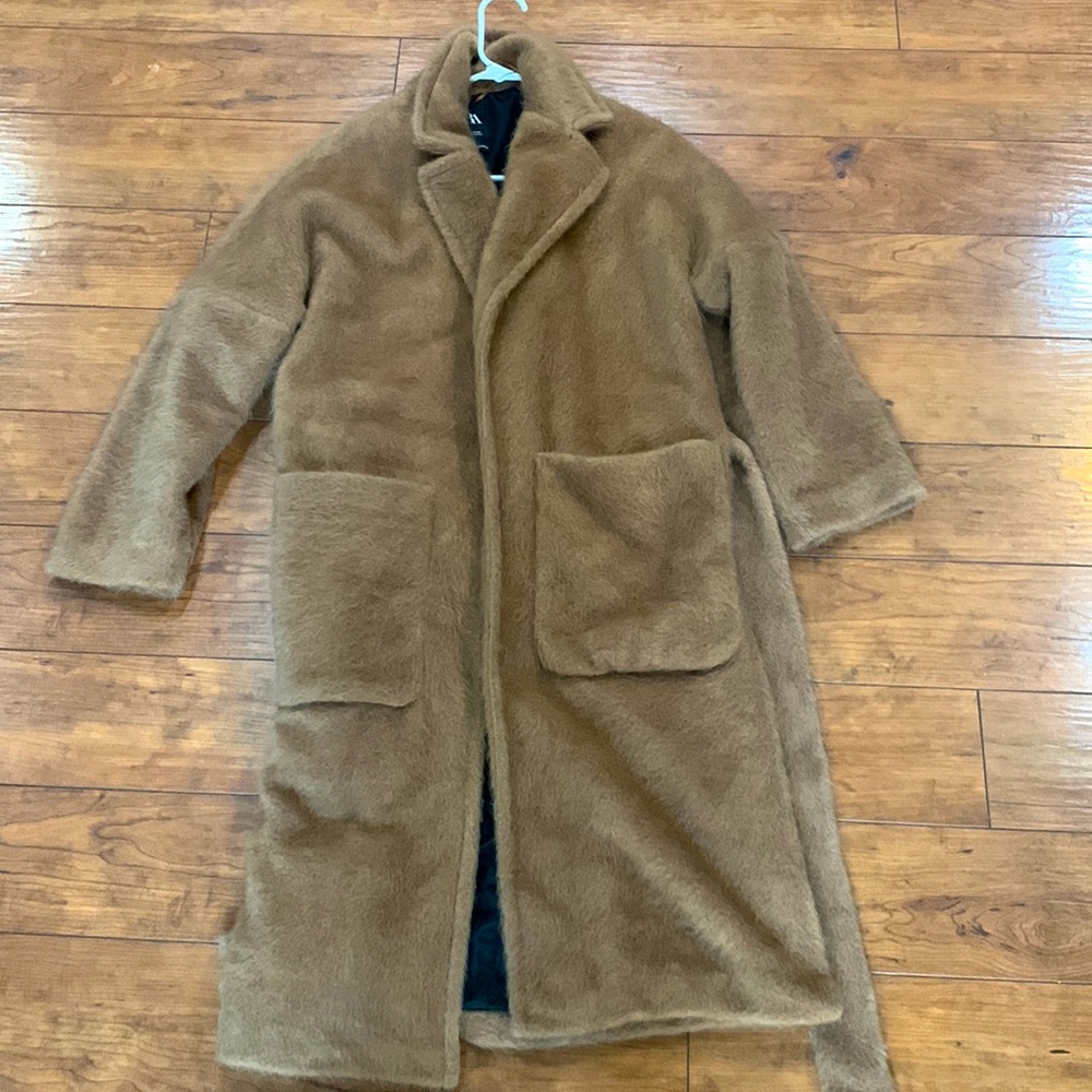 Zara teddy coat. Size XS. Never worn.